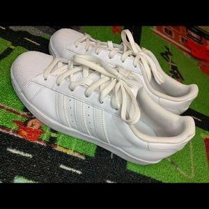 Kids adidas superstar